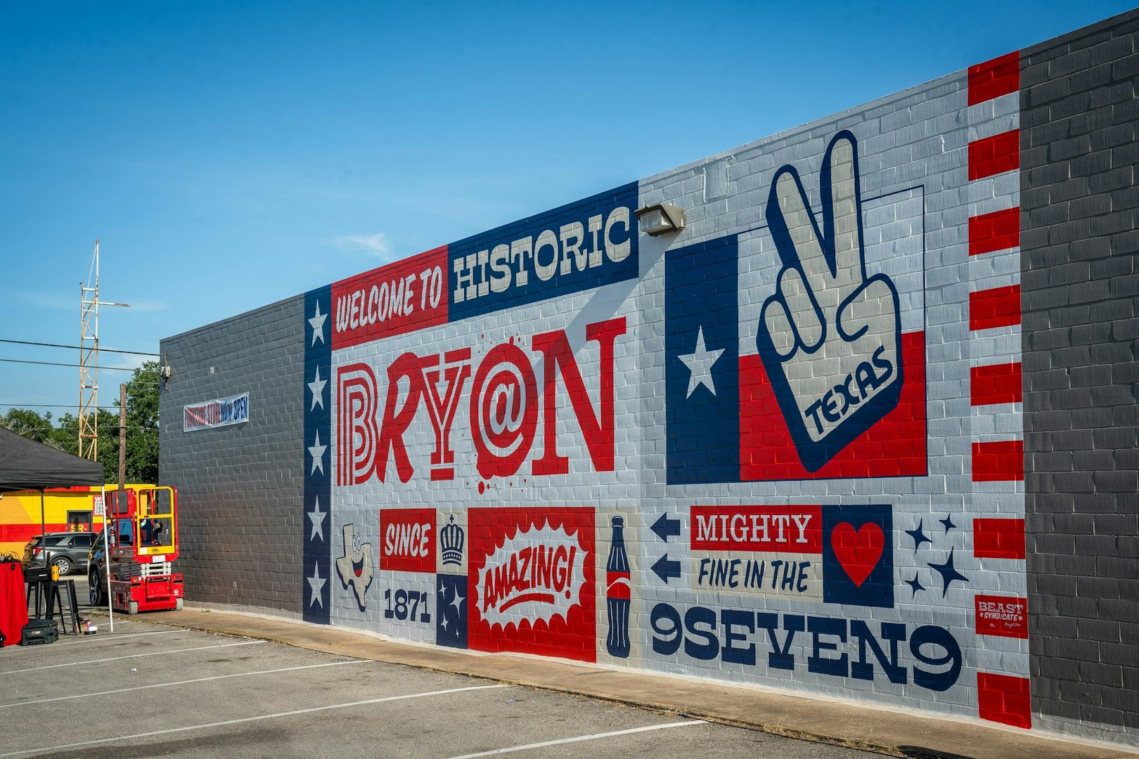 "Welcome to Historic Bryan" pop-art mural on Texas Ave by Beast Syndicate